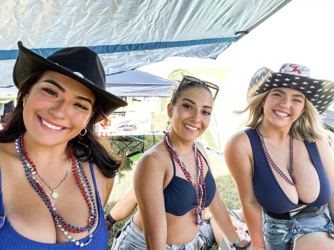 Which babe? by bigdickjake-