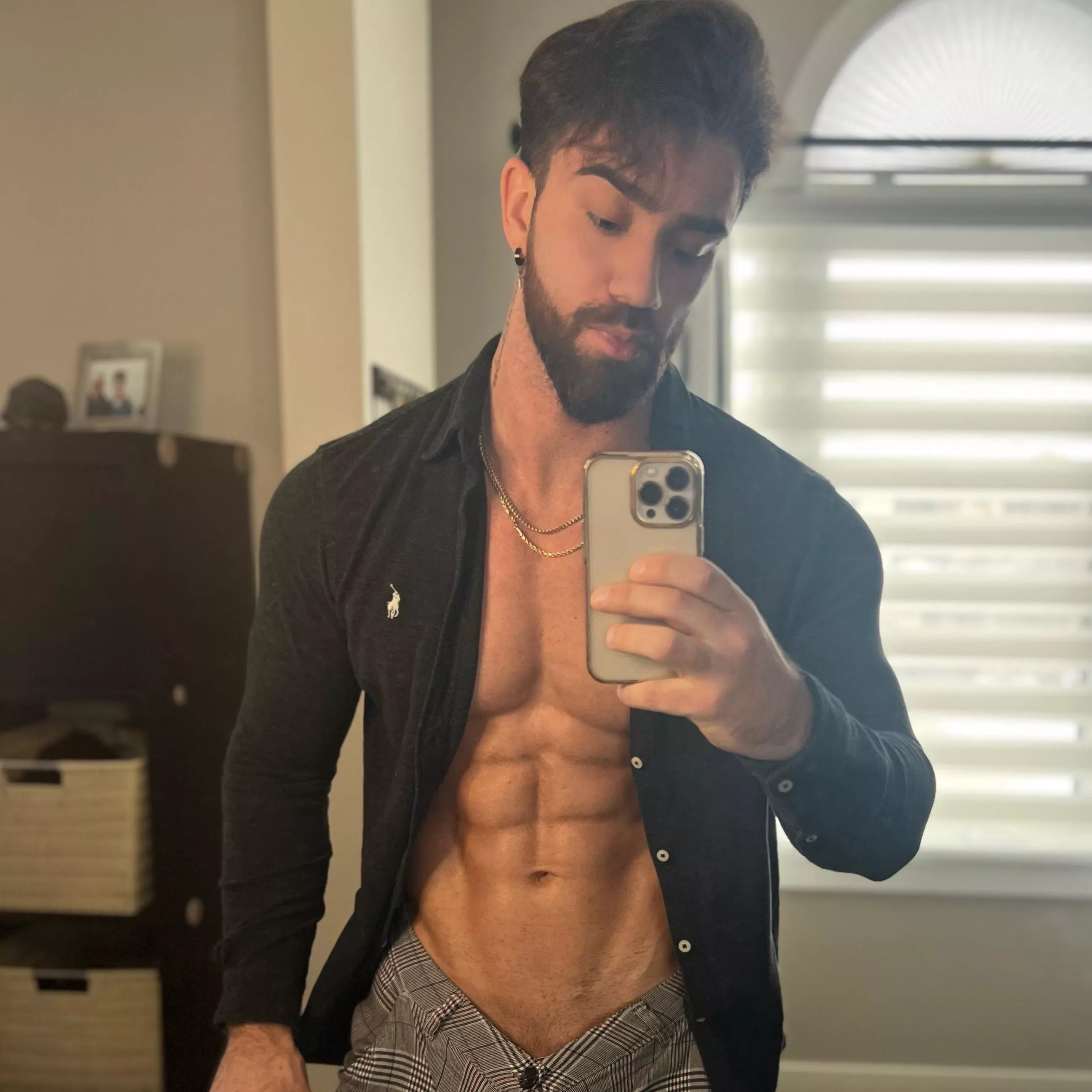 Who wants to feel? posted by alphaflexer