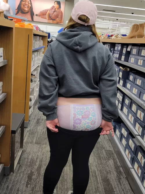 Wish me luck in finding some cute shoes 🤩 by acuteacorn