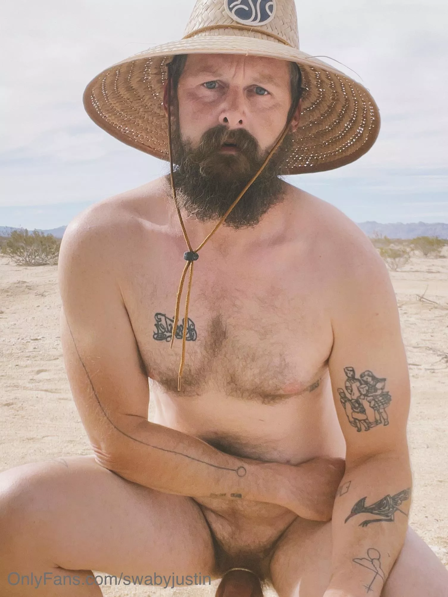 Woof! Desert daddy HGTV carpenter posted by whateveroksure