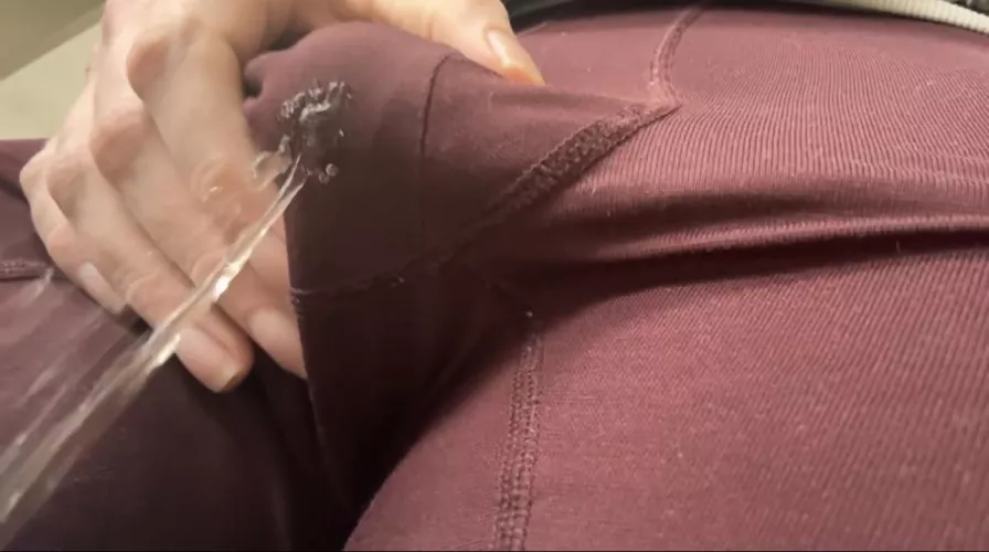 22 kinky fit. Wanna share piss on snap? Love soaking underwear. Snap: mm_d211 by bobby_tops18