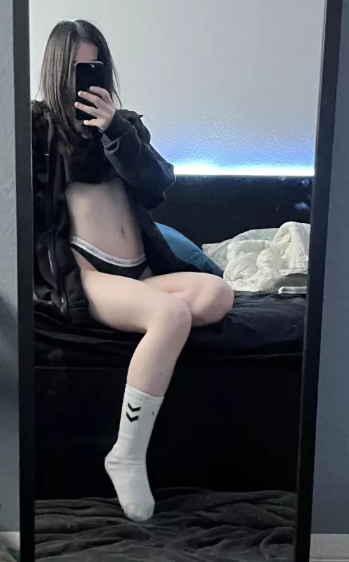 always ready to work ❤️‍🔥🫣 especially on my onlyfans 😏✨ by gorgeous_kira