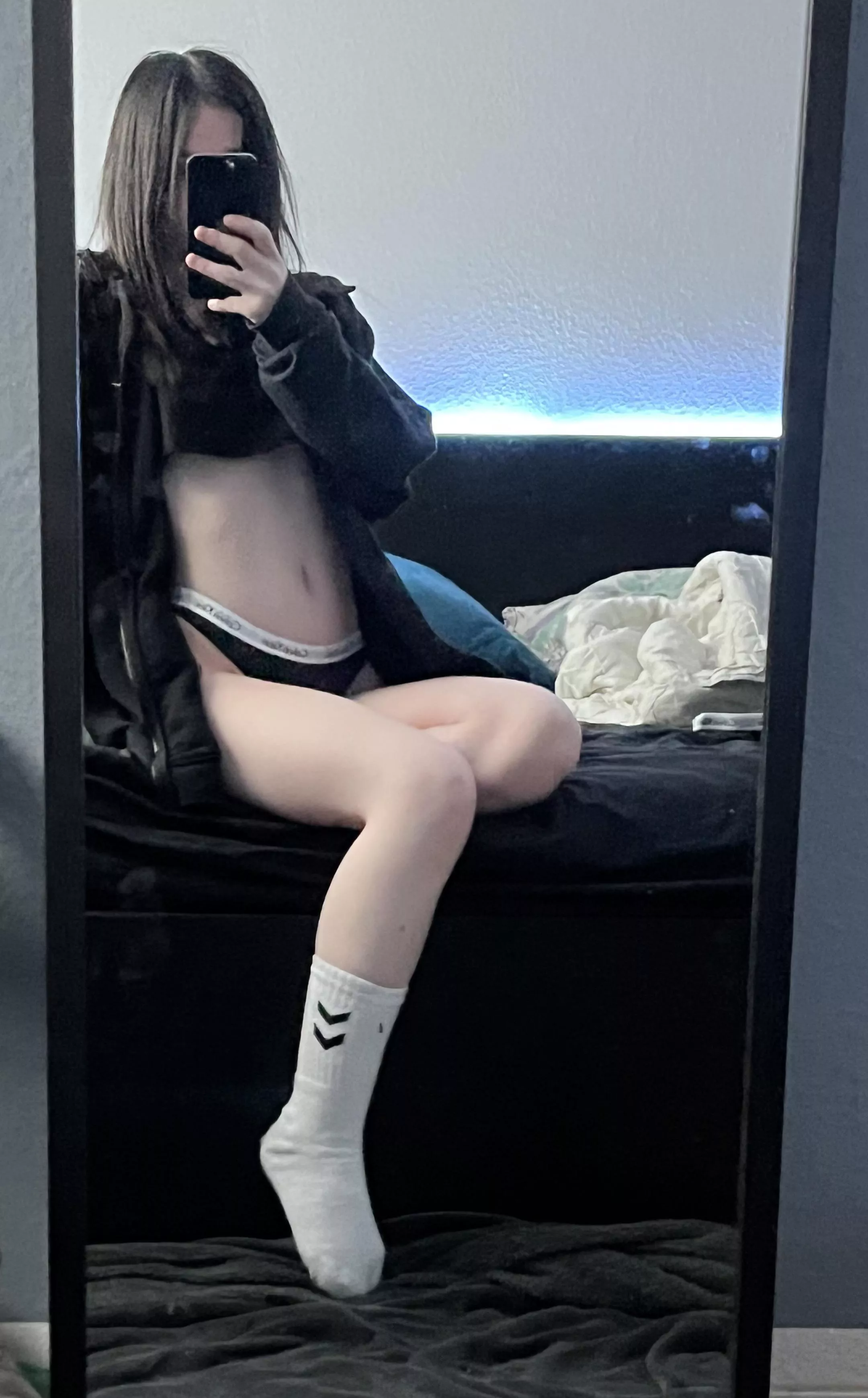 always ready to work ❤️‍🔥🫣 especially on my onlyfans 😏✨ posted by gorgeous_kira