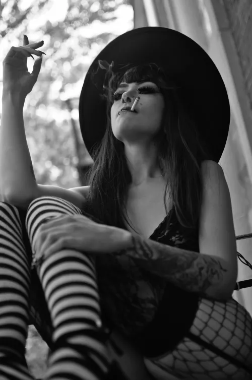 Balcony talks with your favorite neighborhood cigarette milf by Temptressraven