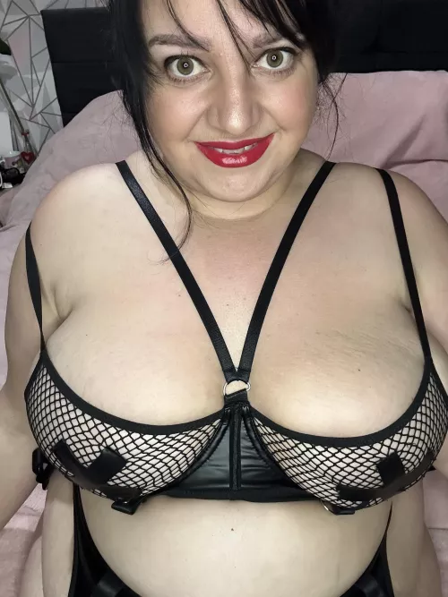 BBW slut by Queen_bee777