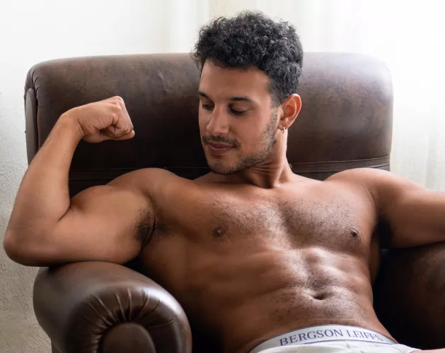 Bicep flex by Own-City-1936