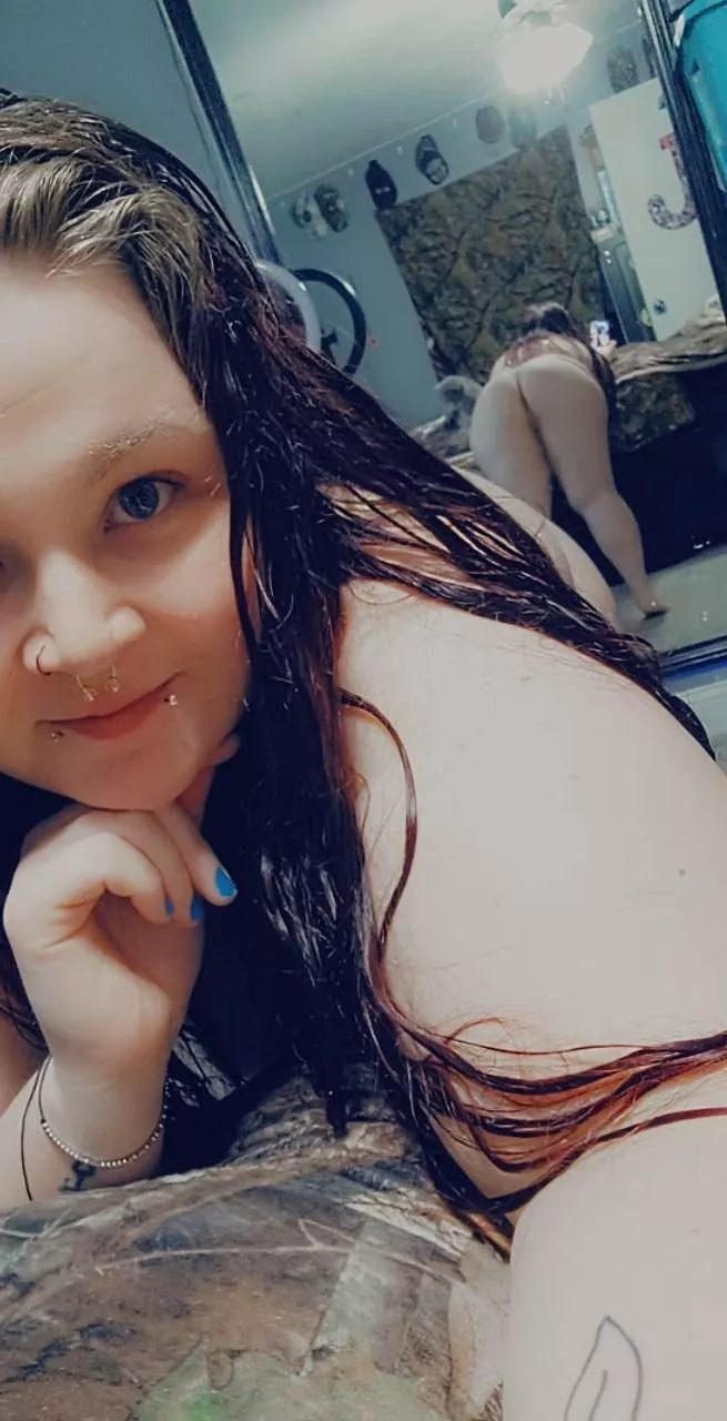 Breakfast in bed 😜 posted by Tiffanytits23