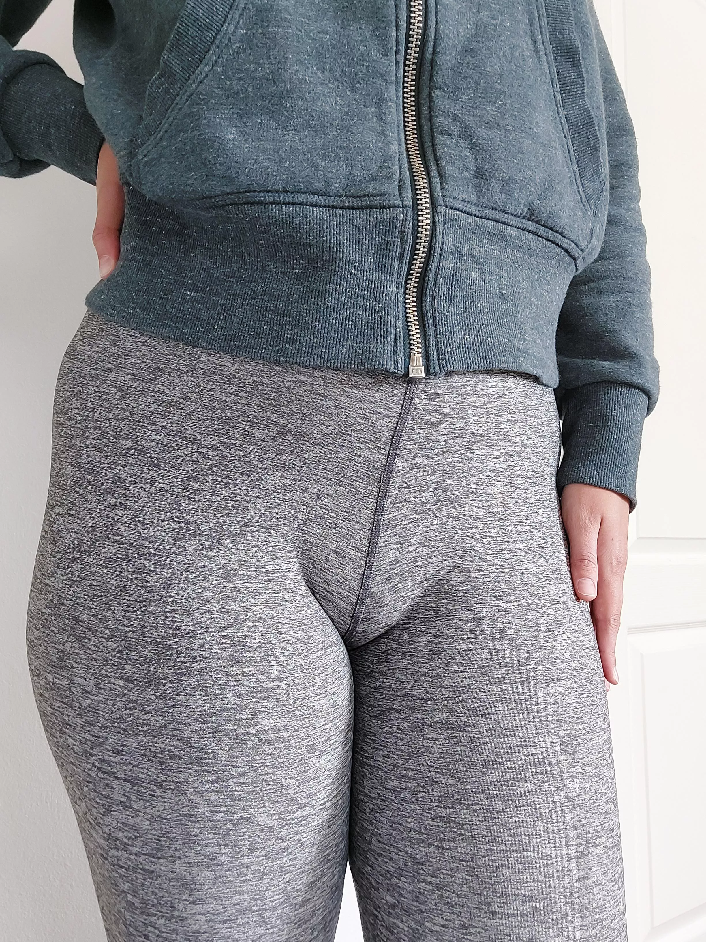 Can you fit my whole toe in your mouth? posted by fantasybelle