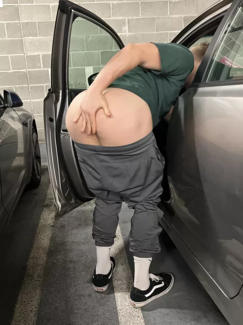 Cheating on my girlfriend in the grocery store parking garage shh by soccerdom