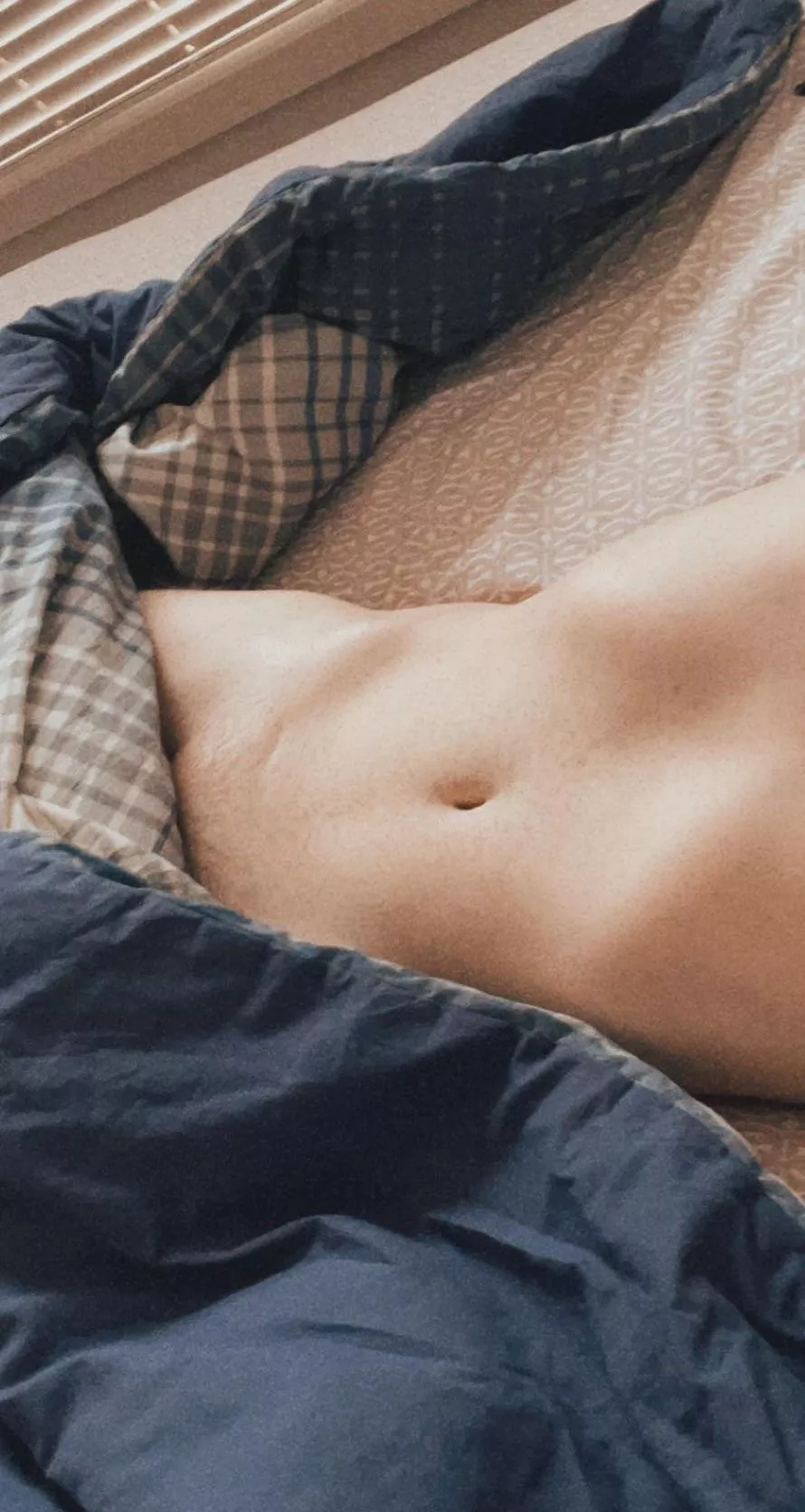 Comfy in bed posted by Jayysson1988