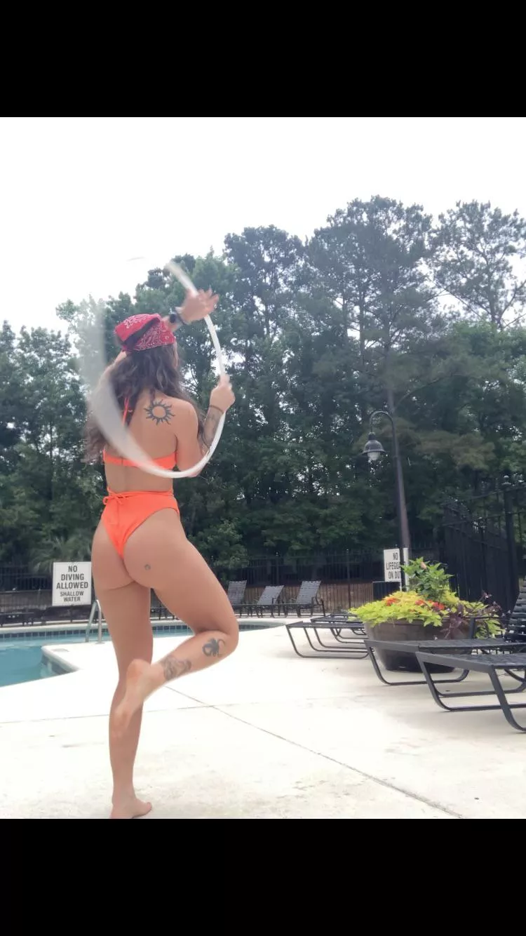 Doing my little dancy dance posted by DrDaisyDay