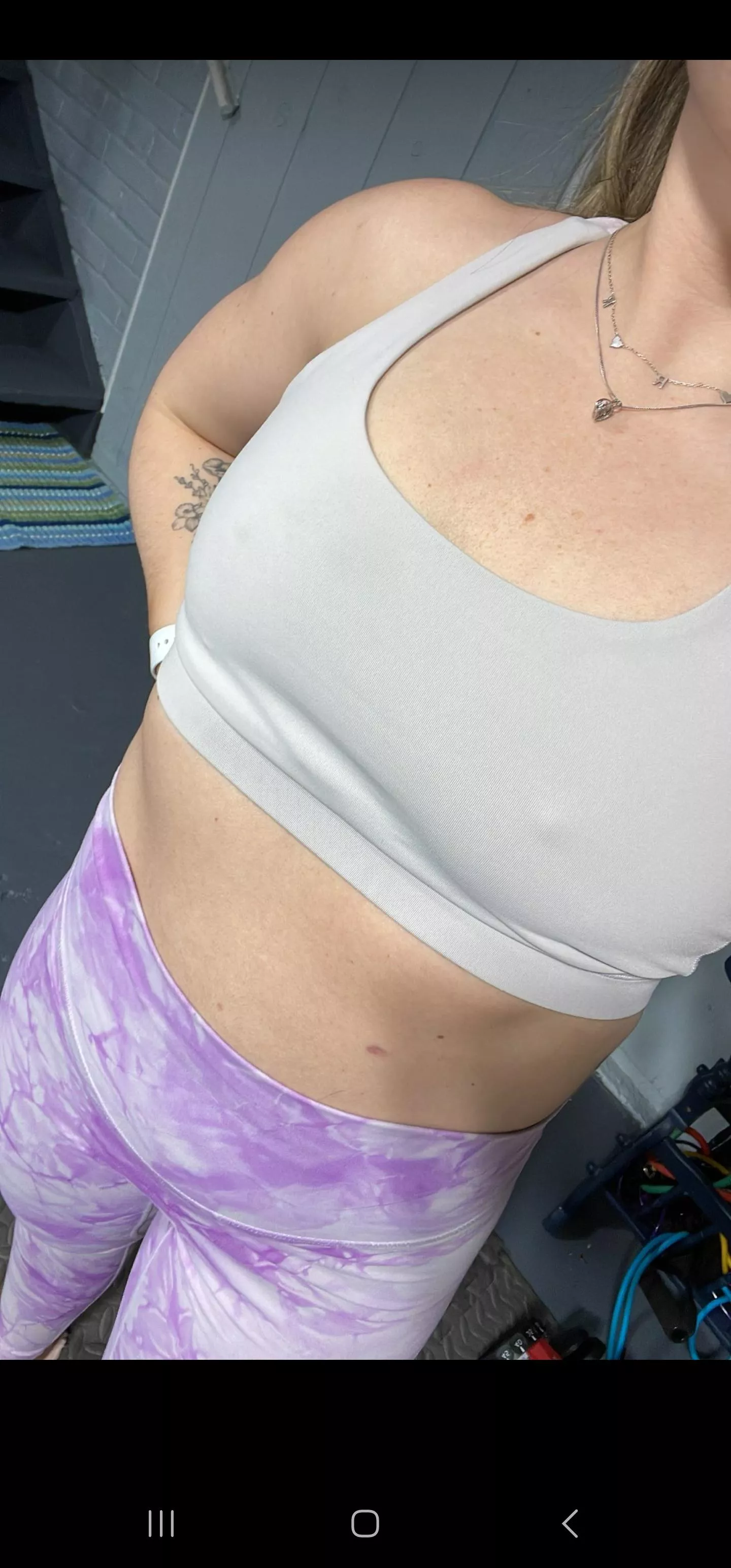 [f] always getting turned on when I work out posted by polyinswmi