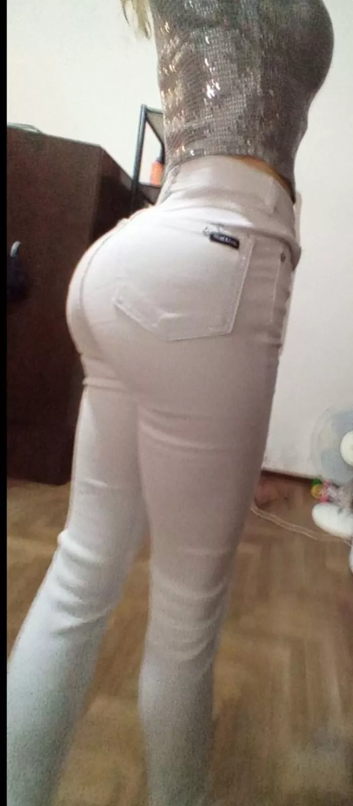 Hello 🍭 posted by kitana9