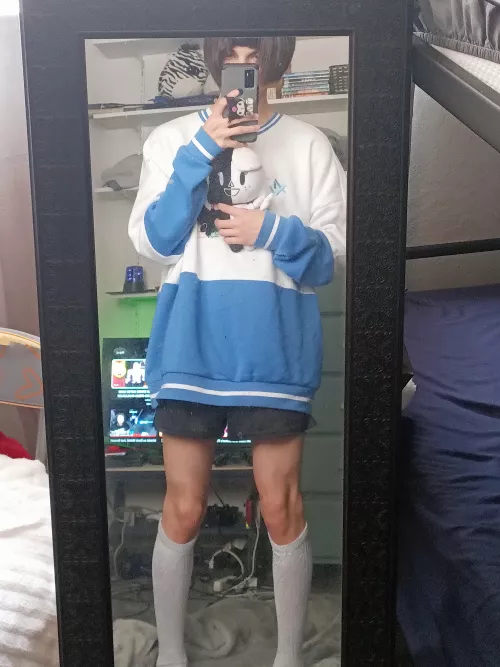 Hello I'm new here. Kinda nervous.. by Iesu_JetBlack