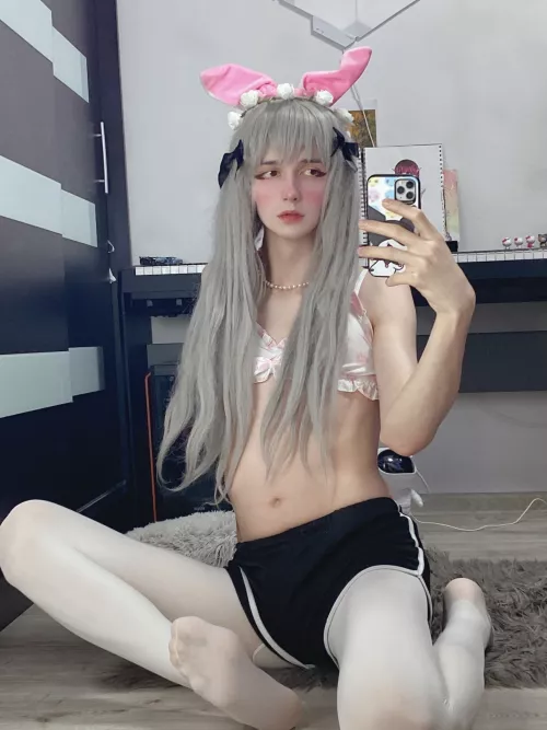 hewwo hope you like my foot... by Nymphel1