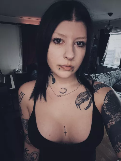 I love me some face cum by JoanneWinterss