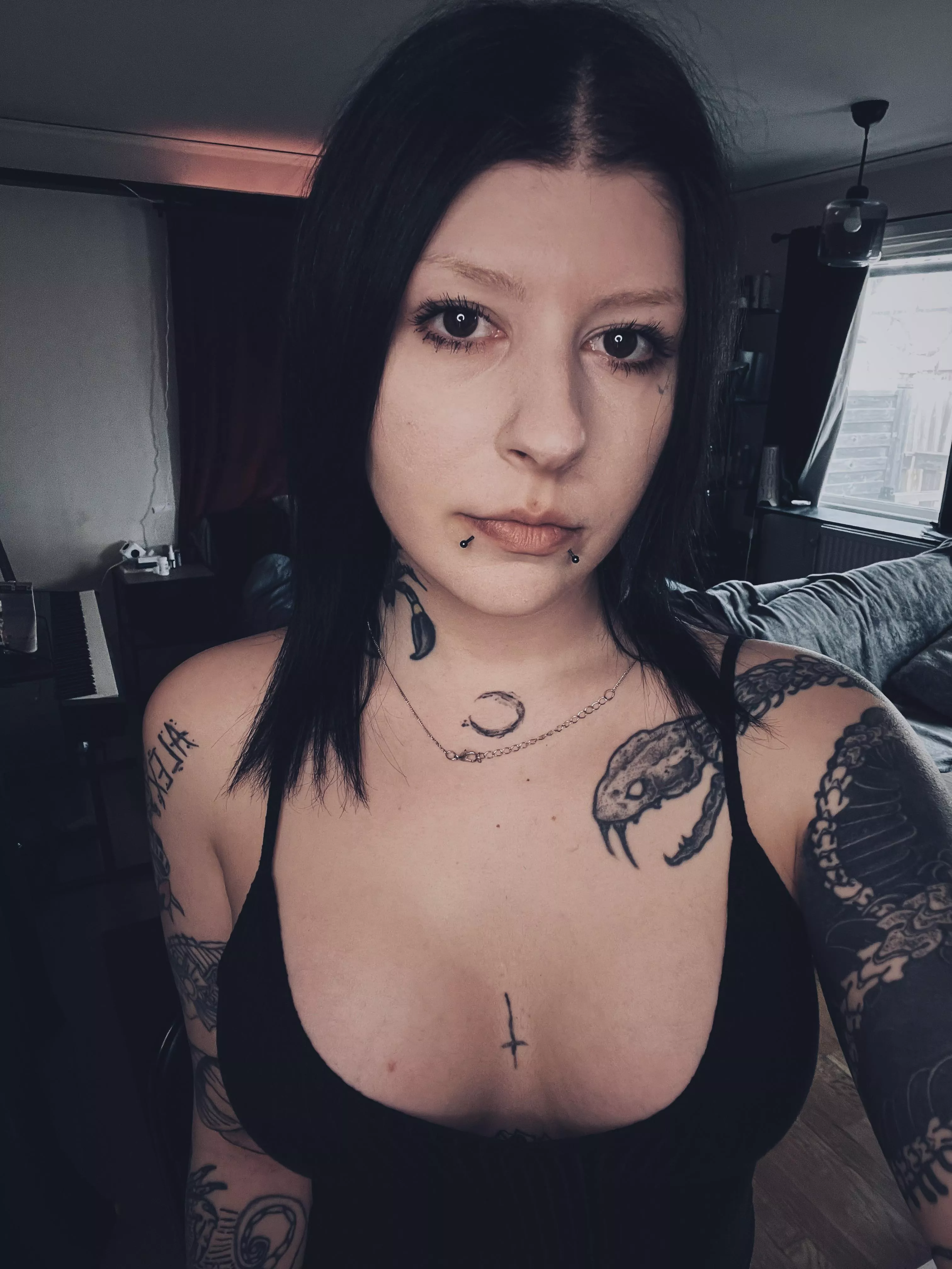 I love me some face cum posted by JoanneWinterss