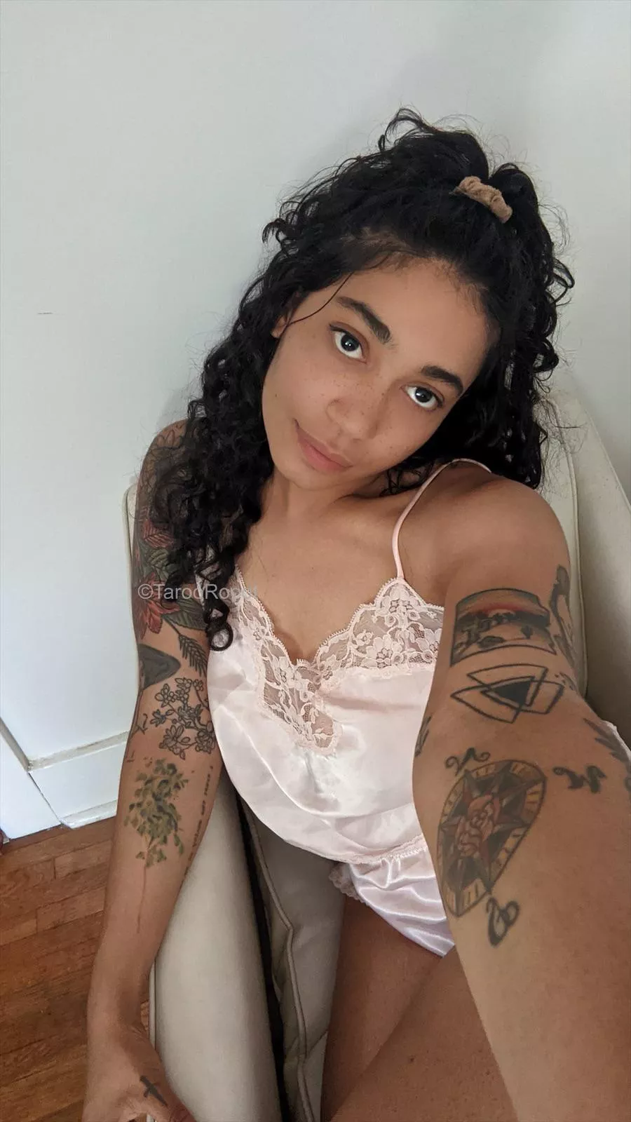 I want to be your favorite posted by TarooRooot