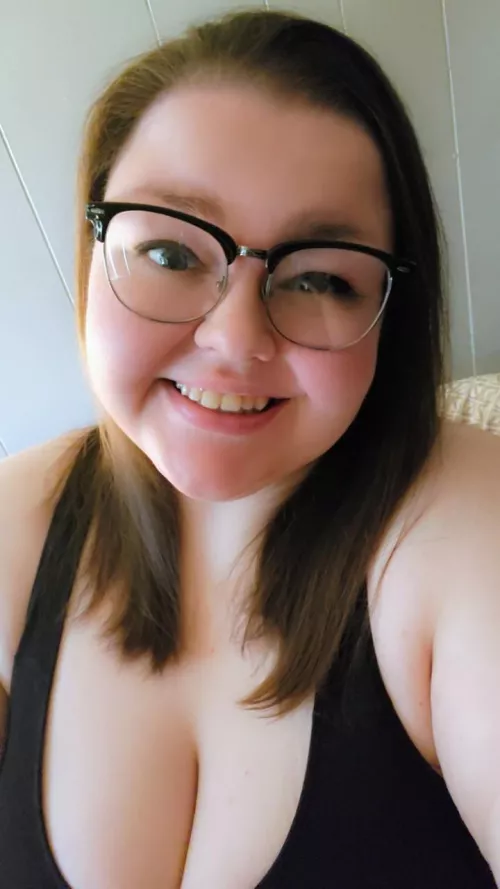 It's my birthday 🥰🌷🩶 by ChubbyTulip