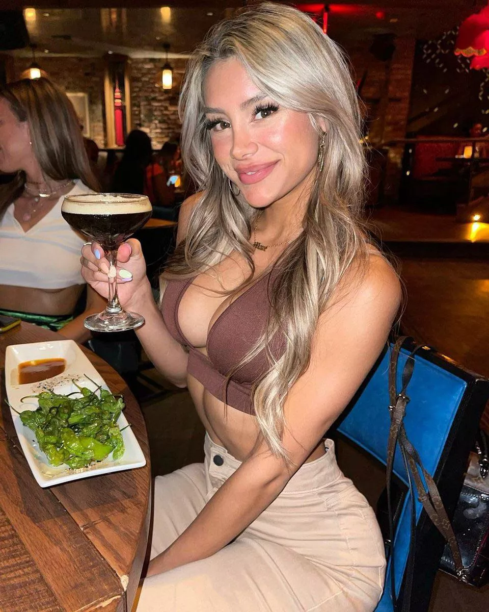 IUTR DINNER DATE posted by joeysandershs