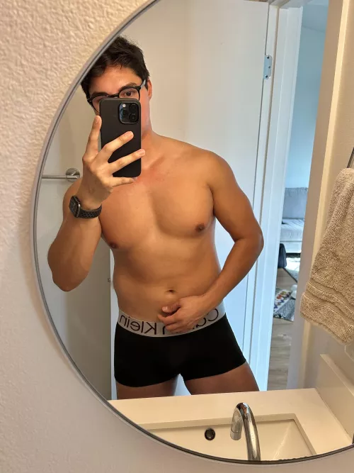 Just some basic trunks by Gpardo93