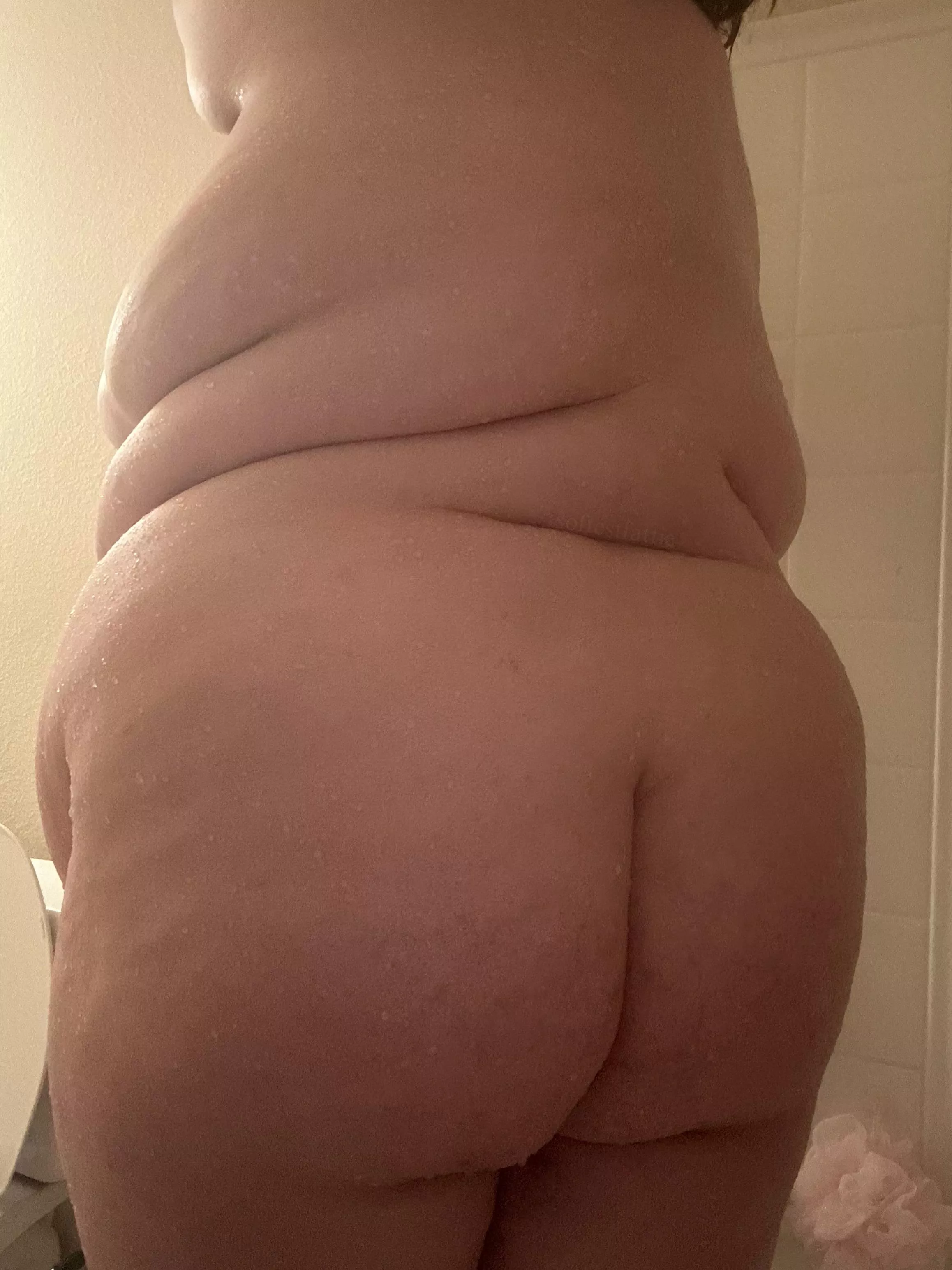 let me help milk you dry posted by softestfattie