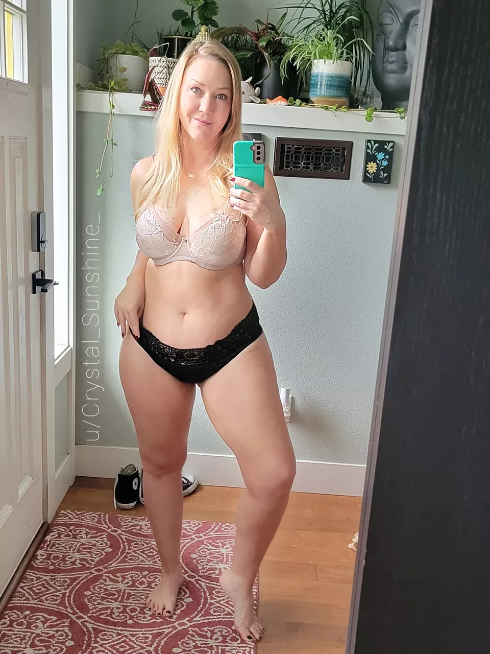 Let me know if this is good titty fuck cleavage [F49] posted by Crystal_Sunshine_