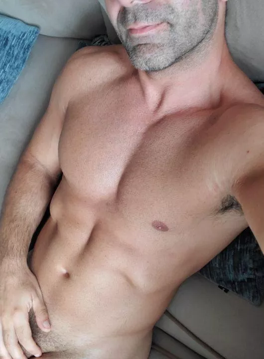 Lets tease eachother posted by Buffbagwell32