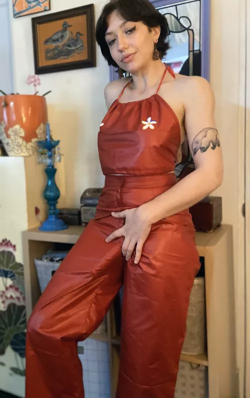 made this little outfit over the weekend 💓 by hellomercury