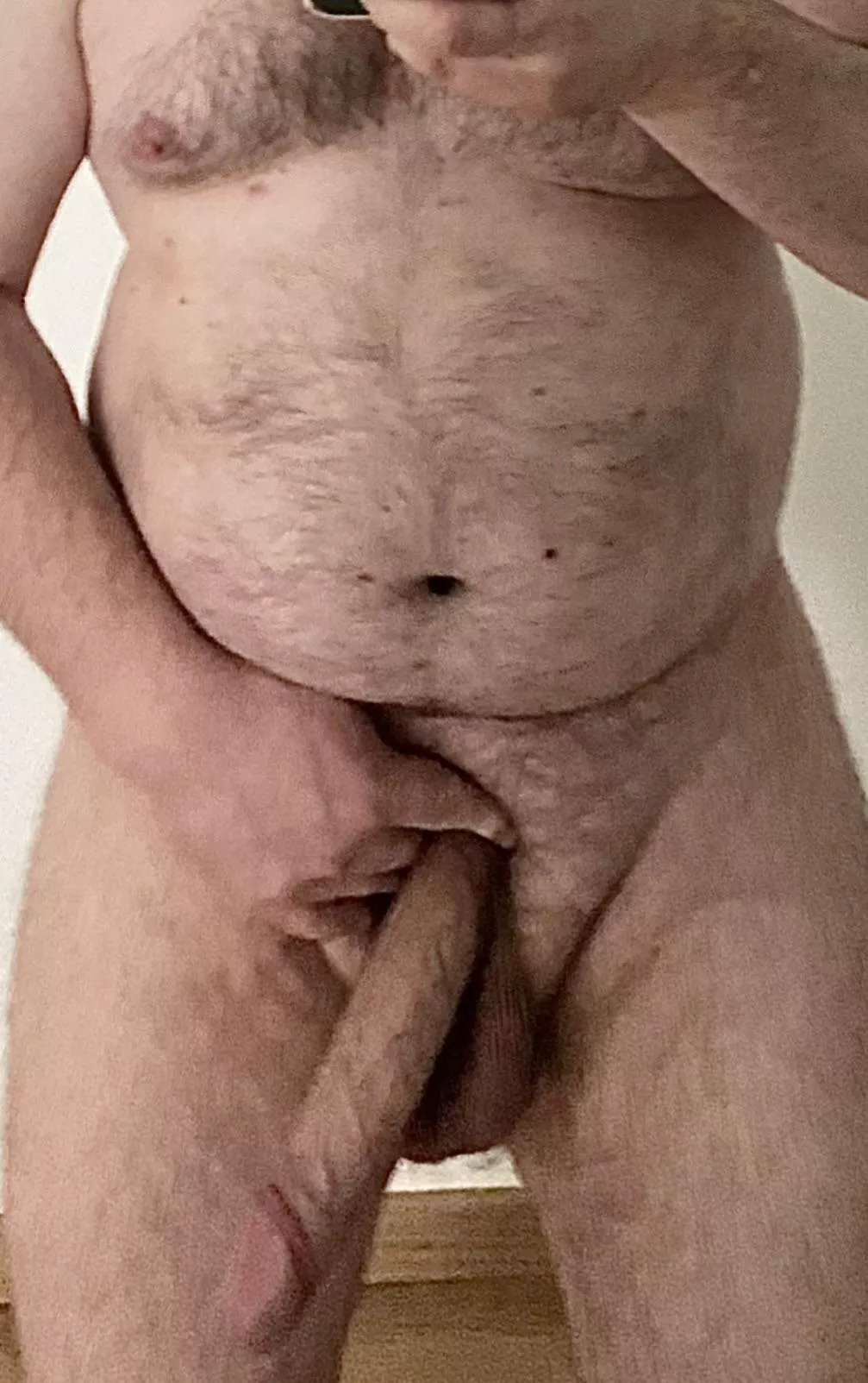 monday 🪵 posted by Big__guy21