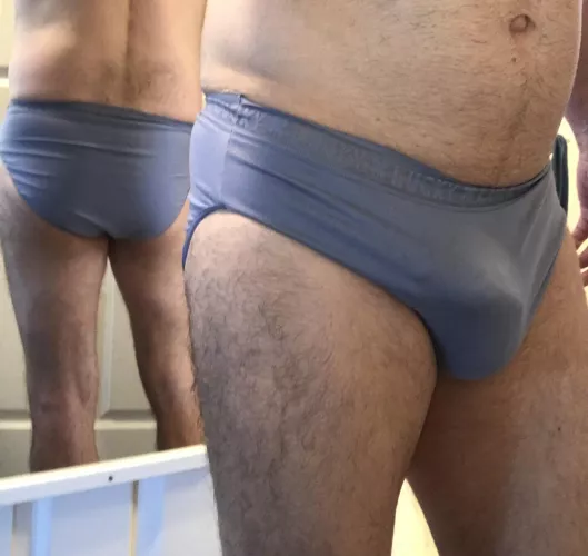 Monday morning blues by GloryLocks