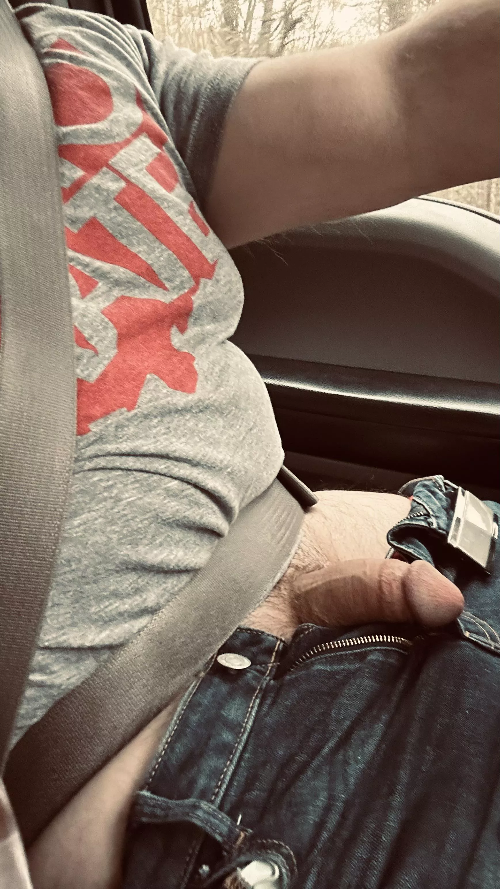 Picking up some dinner, who wants to ride along? posted by LogCas13