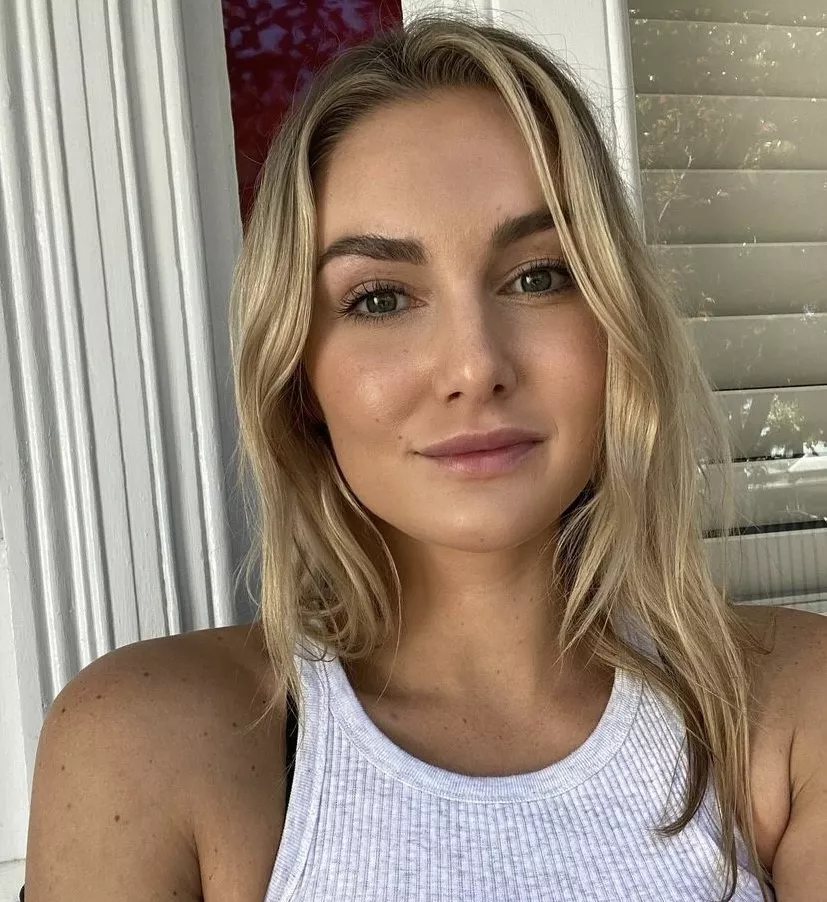 Siobhan posted by ThisActuator3213