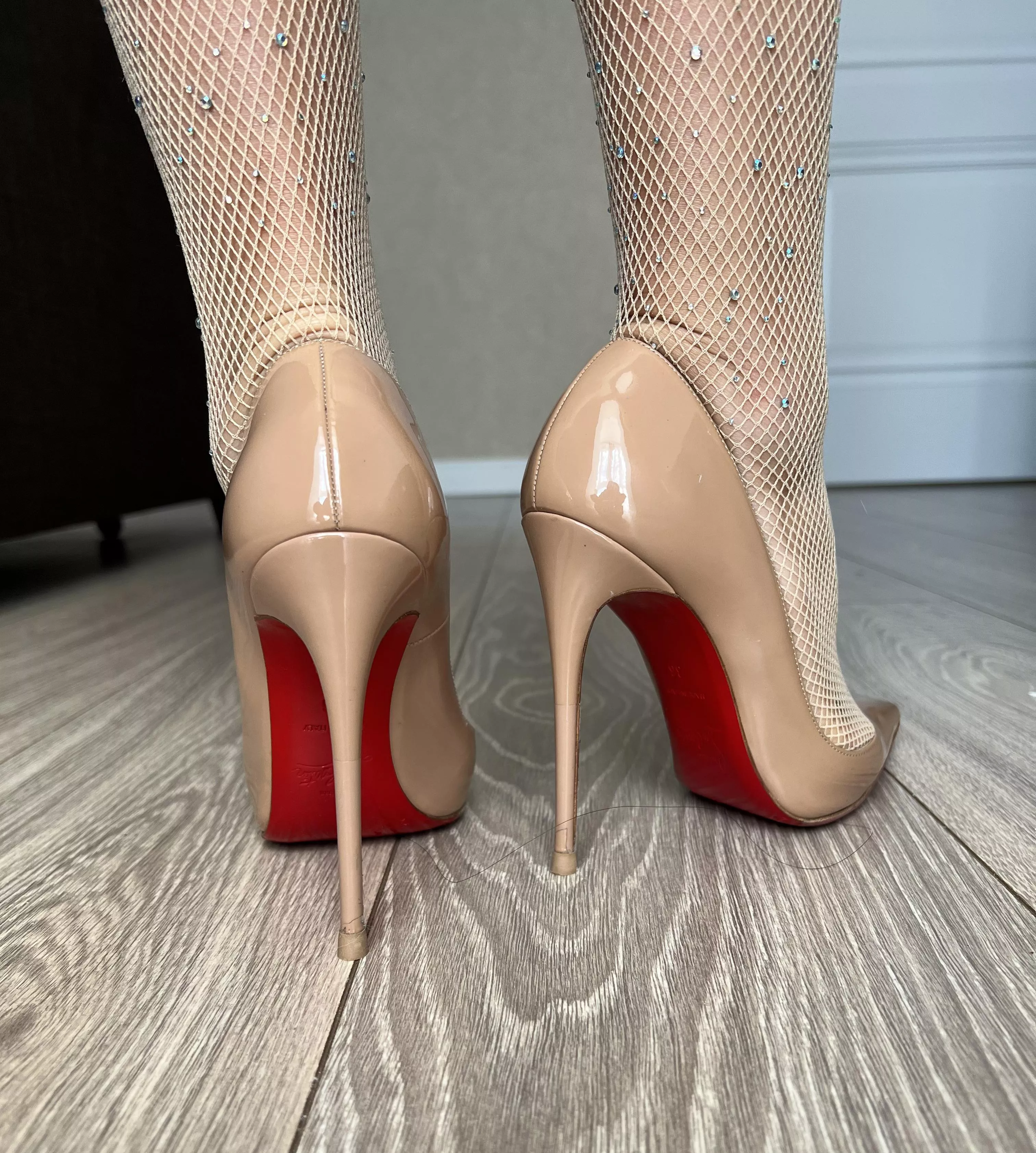 So delicate color posted by MonicaGoddess