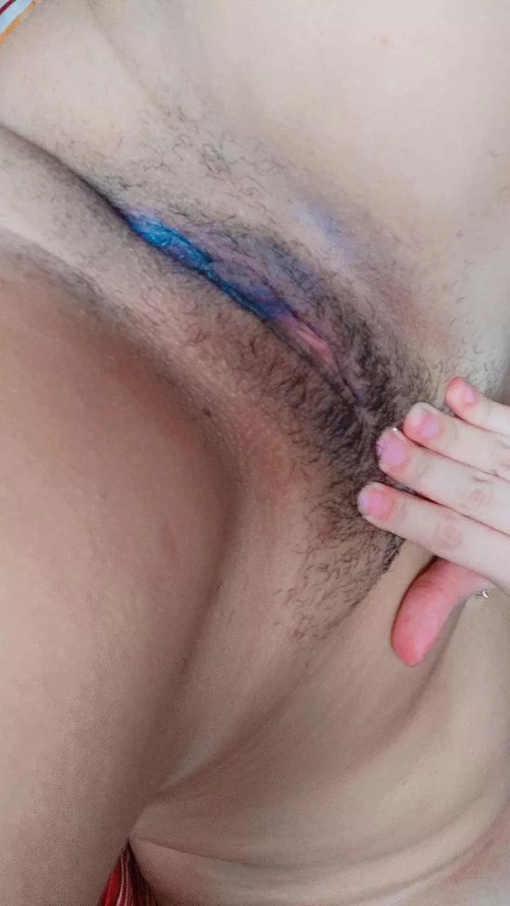 sure you want to eat my rich hairy pussy posted by agathawhitex
