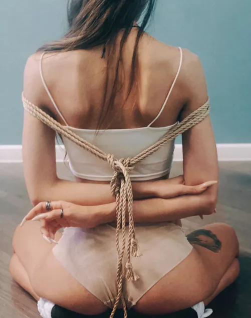 too big for an 18 yo? by Federicebl