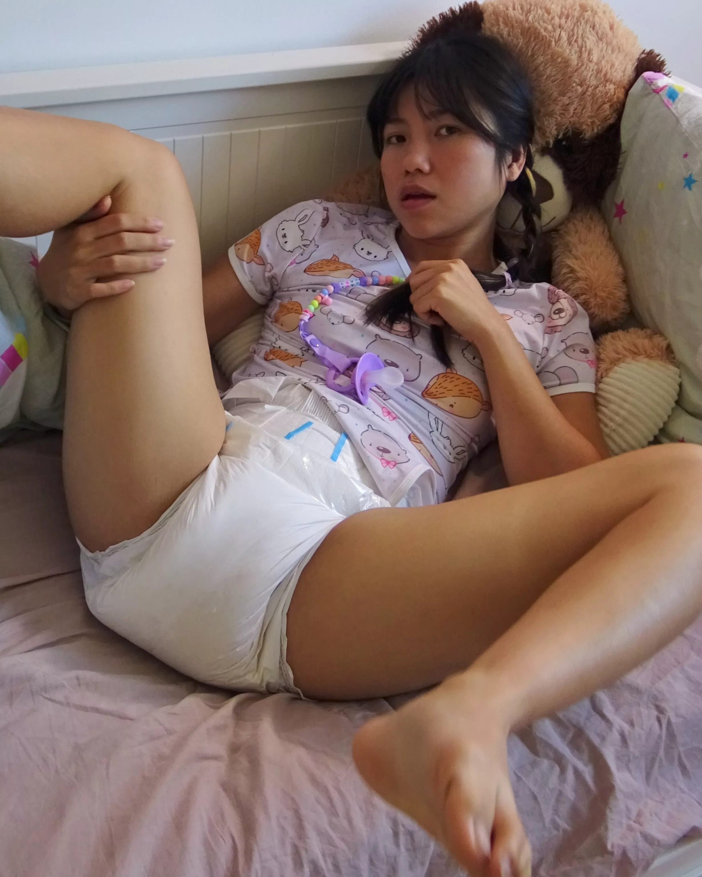 UPVOTS if you love messy diapers as much as I do 😏 posted by AsianDiaperCutie