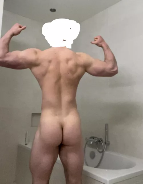 Wanna see more? by dutchguy19bi