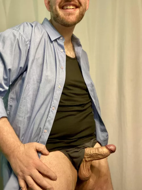 Warmer weather just makes me more horny by thatcanadianguy91