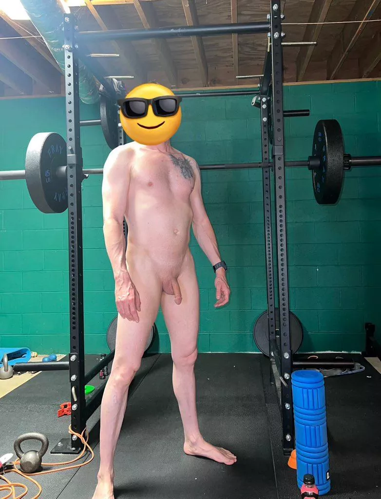 Who has a home gym and likes to workout naked (M) posted by HornyNudist47