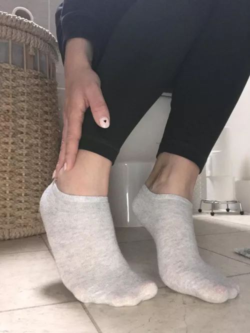 Who shall I get these dirty for? by wetmumma03