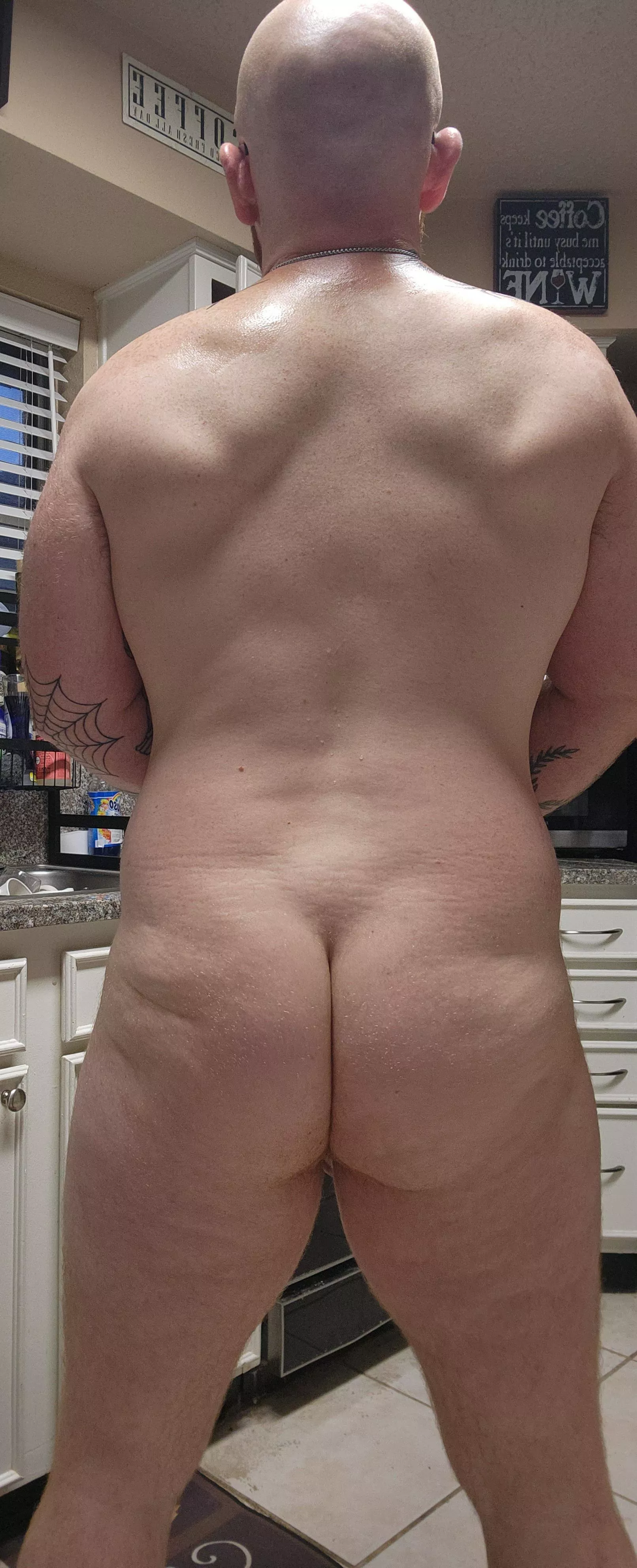 You like my hairy Ginger ass? posted by texcentricasshole