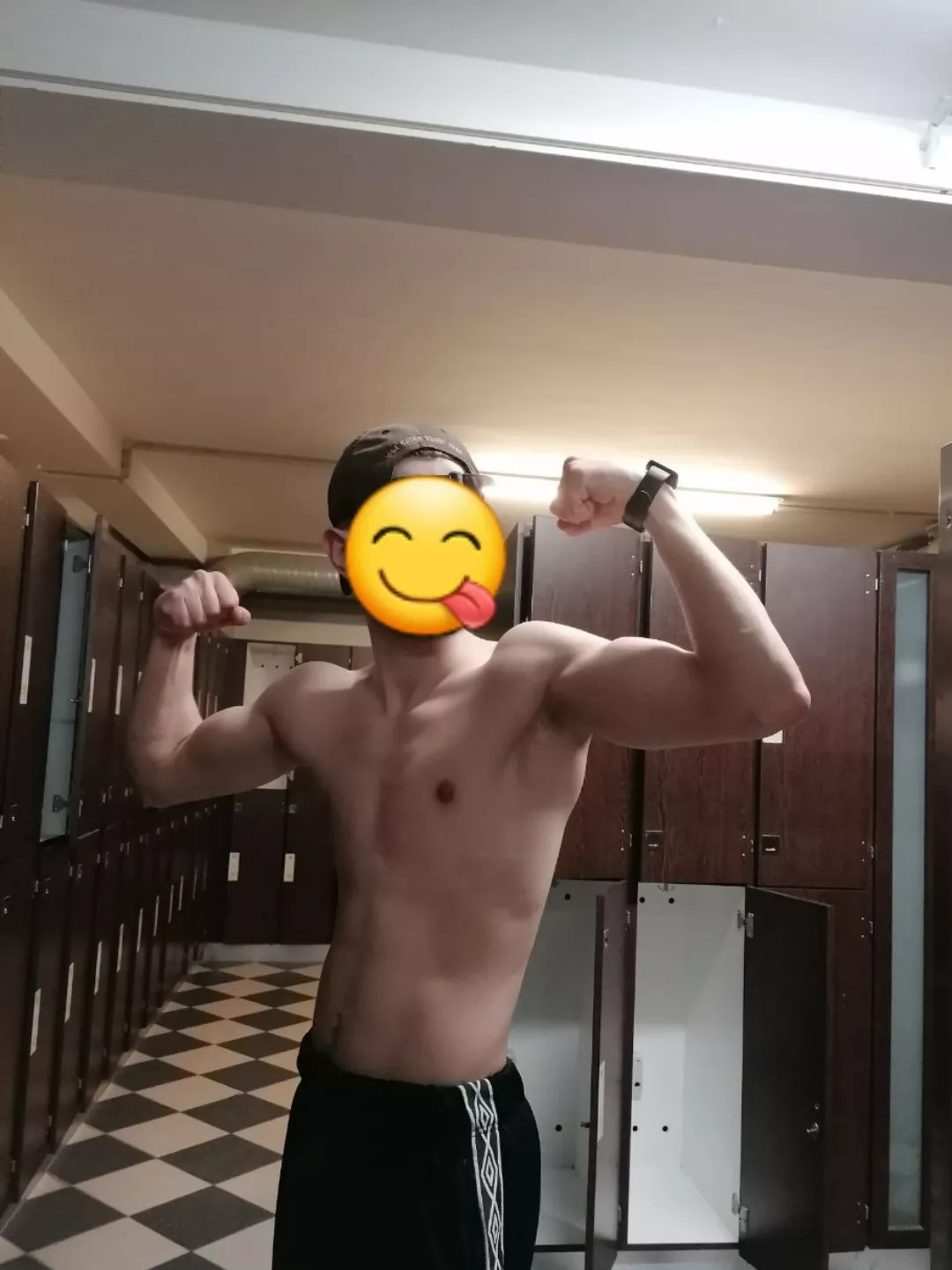 20 fit top horny arab bwc daddy for hot femboys sissies and girly bottoms snap obbaxo posted by obasx