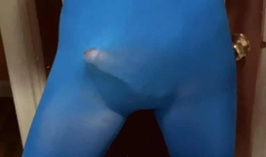 45. Seeking chat friends into guys in leggings by miboywonder