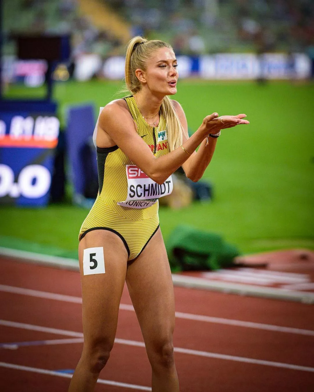 Alica Schmidt - German Runner posted by The_Eternaut