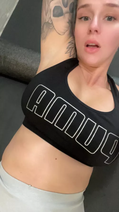 Anyone else sore from their workout yesterday 😅 by Weak-Profit-5918