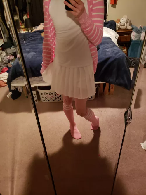 Been feeling more comfortable with myself lately thanks to you all! by Vonkail