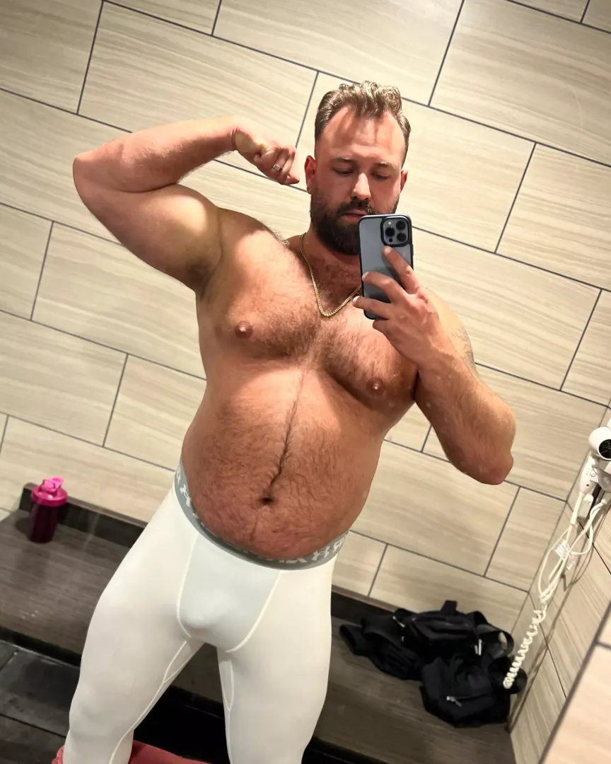 Daddy’s horny posted by Complex-Pepper1756