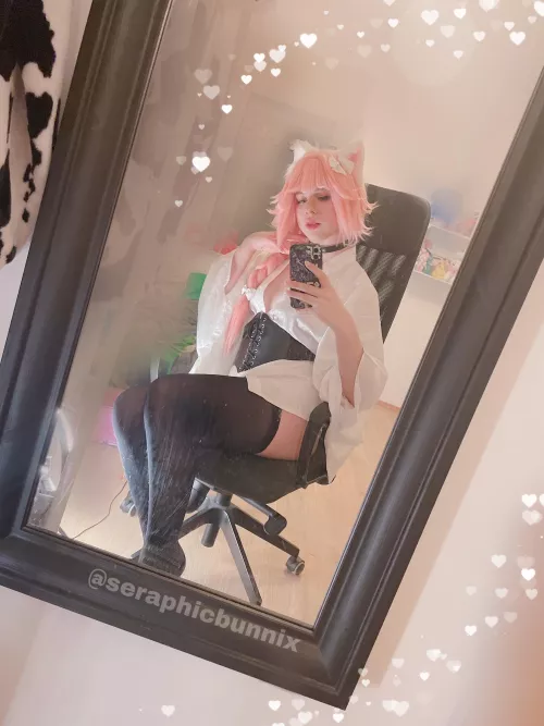 do I look good in this fit? 🥺💕 by seraphicbunnix