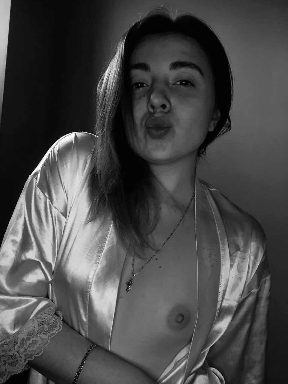 Do you want cute brunette in your bedroom?😍😍 posted by Tory_Brown